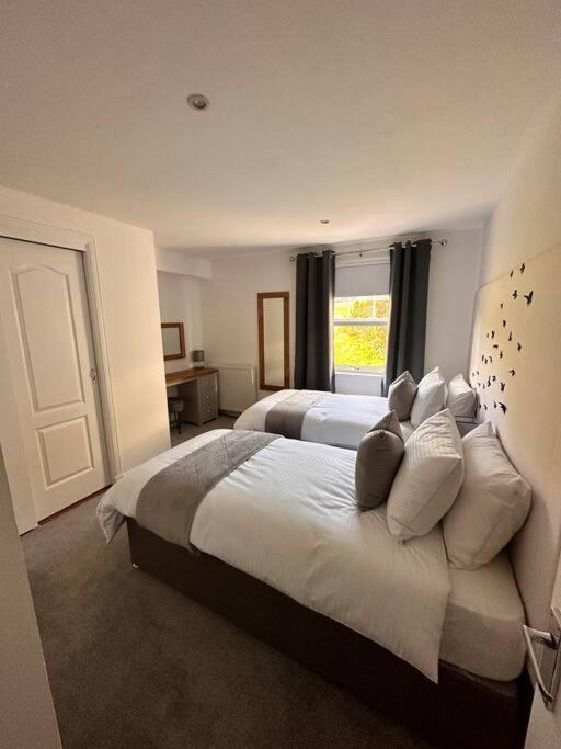 Apartment In Queens Court, Banchory Inchmarlo ภายนอก รูปภาพ